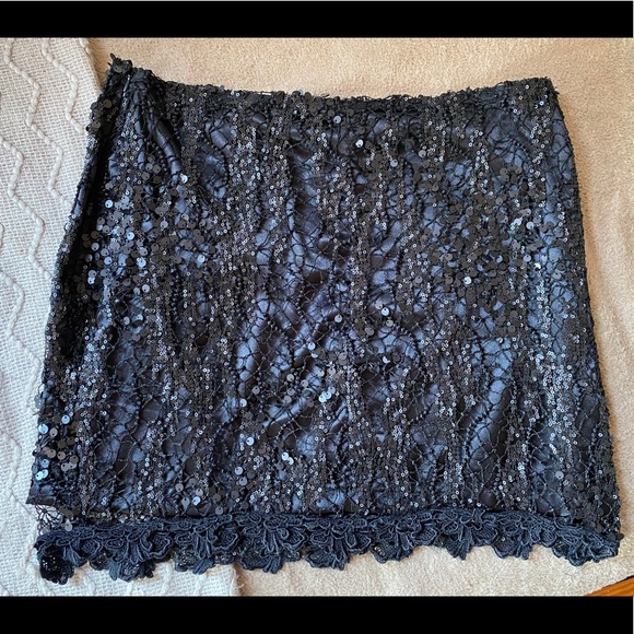 Women’s Black Sequin Mini Skirt - Picture 1 of 7